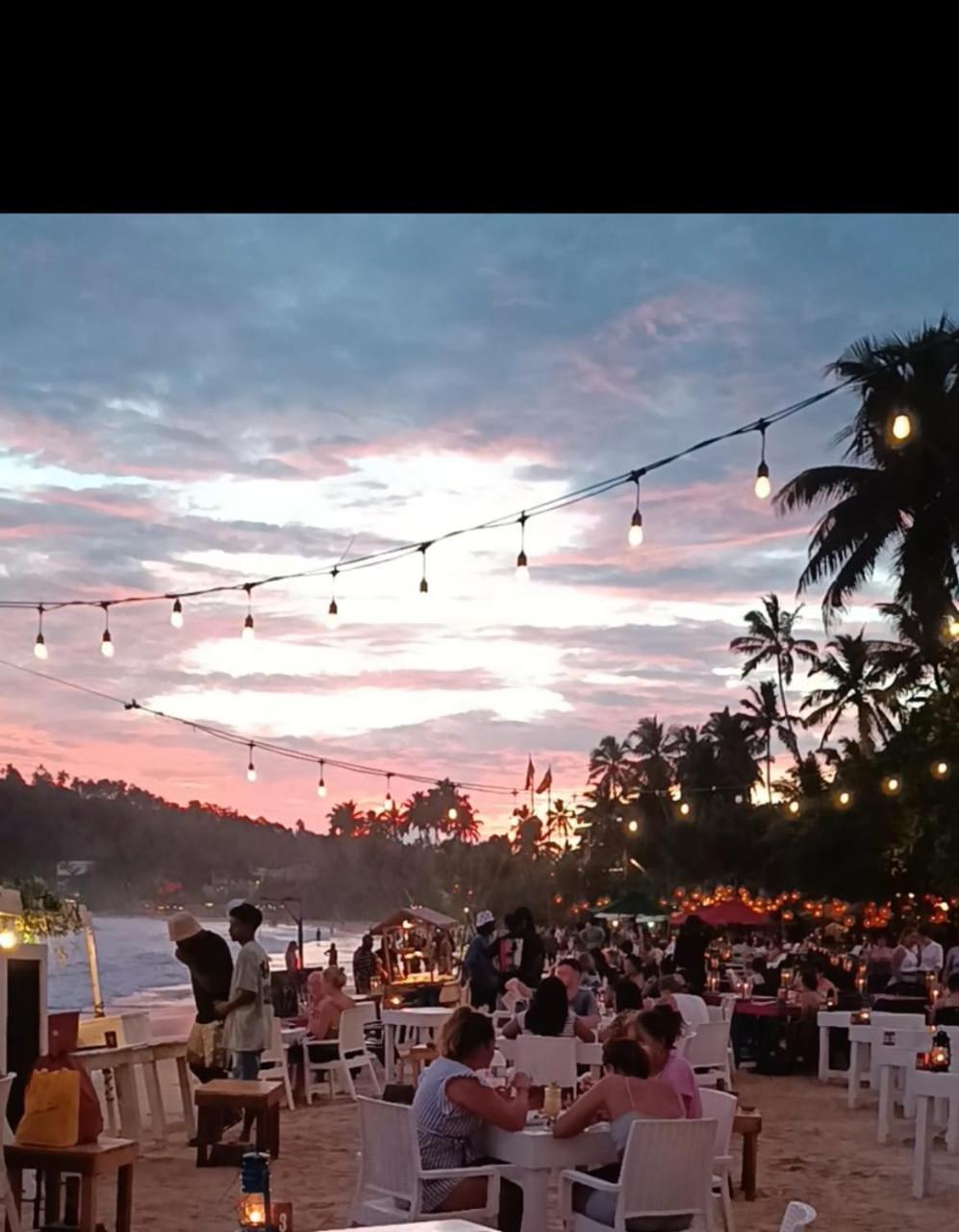 Fresh Wave Mirissa - Beach Front Luaran gambar